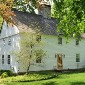 Kingsnorth-Starr-House-138-State-Street-c.1695-330x330